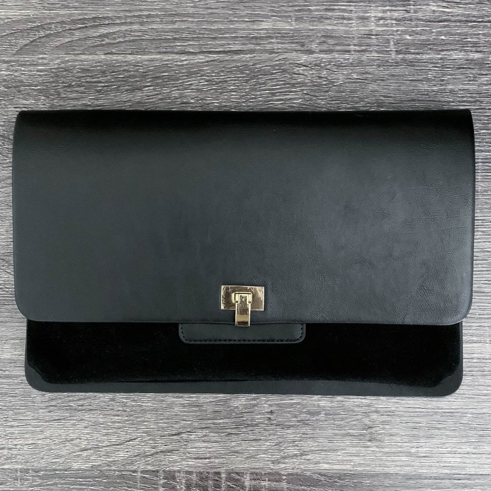 THE LIMITED | 100% Genuine Suede Black Clutch